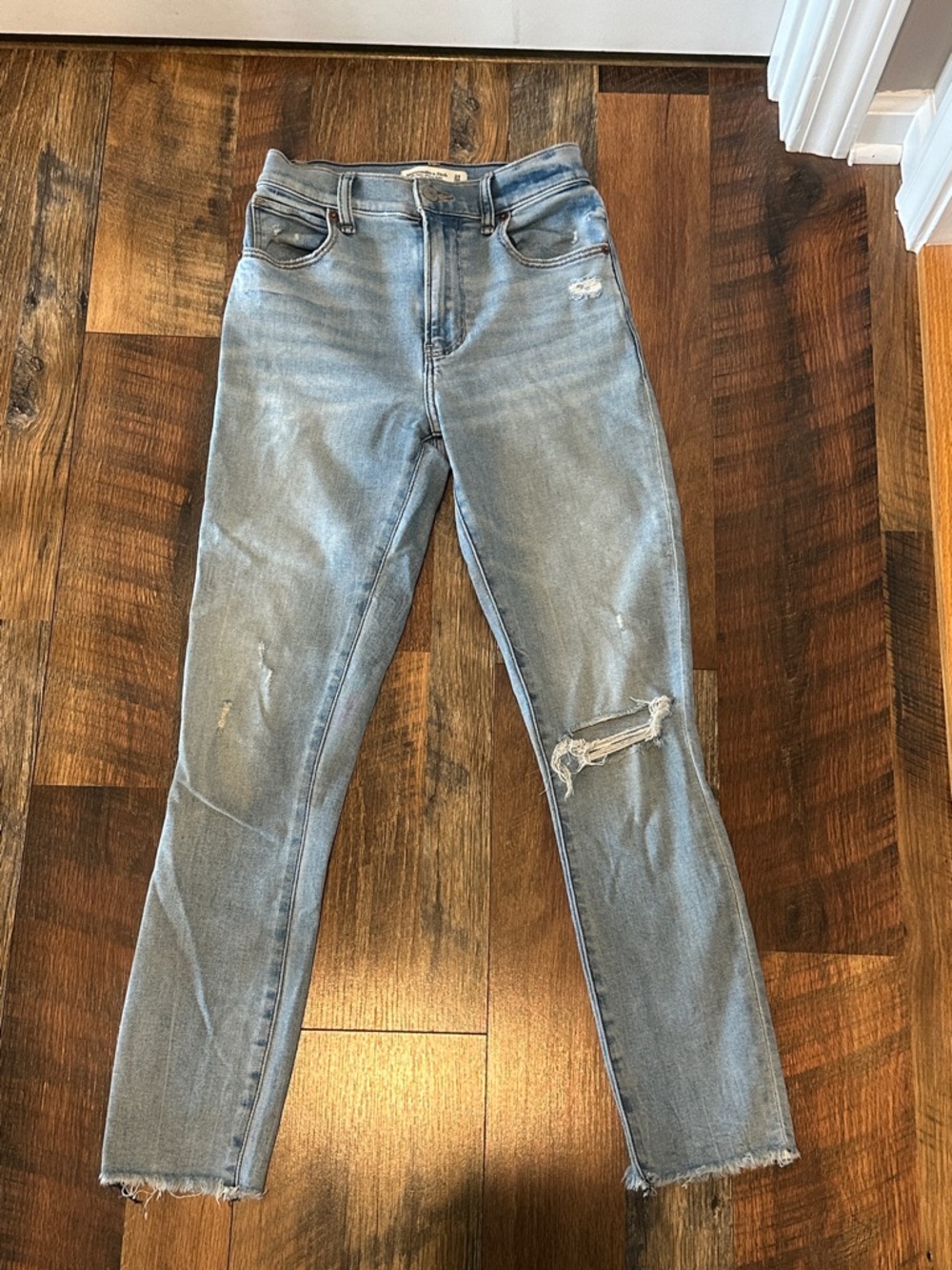 Light Blue Distressed Women's Jeans